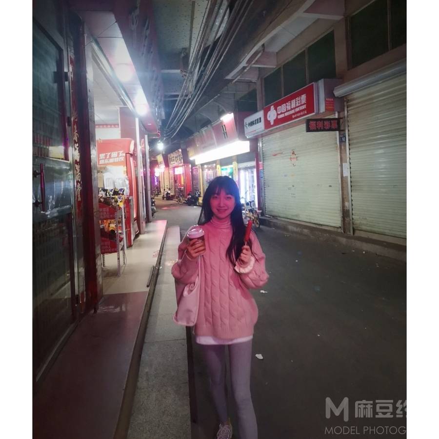 情侣模特