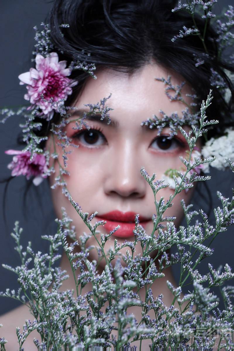 妆容模特