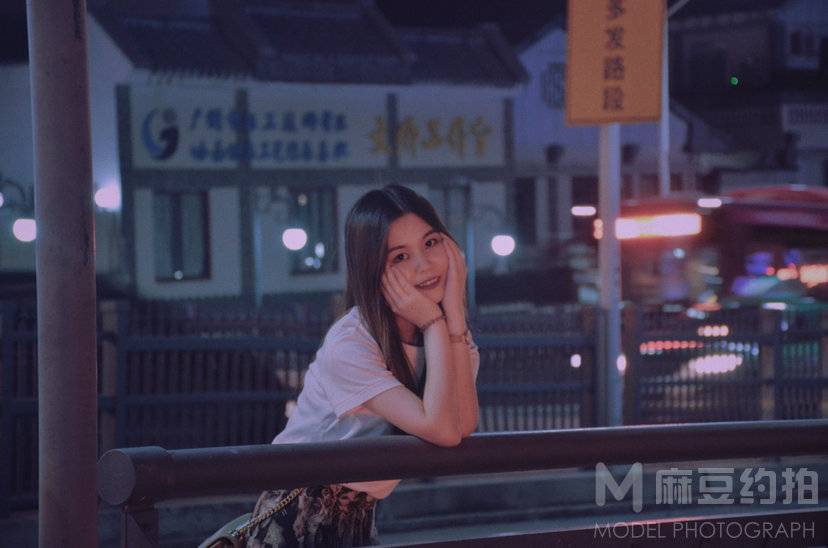 妆容模特