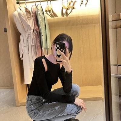 黑白模特
