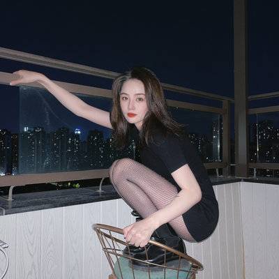 黑白模特