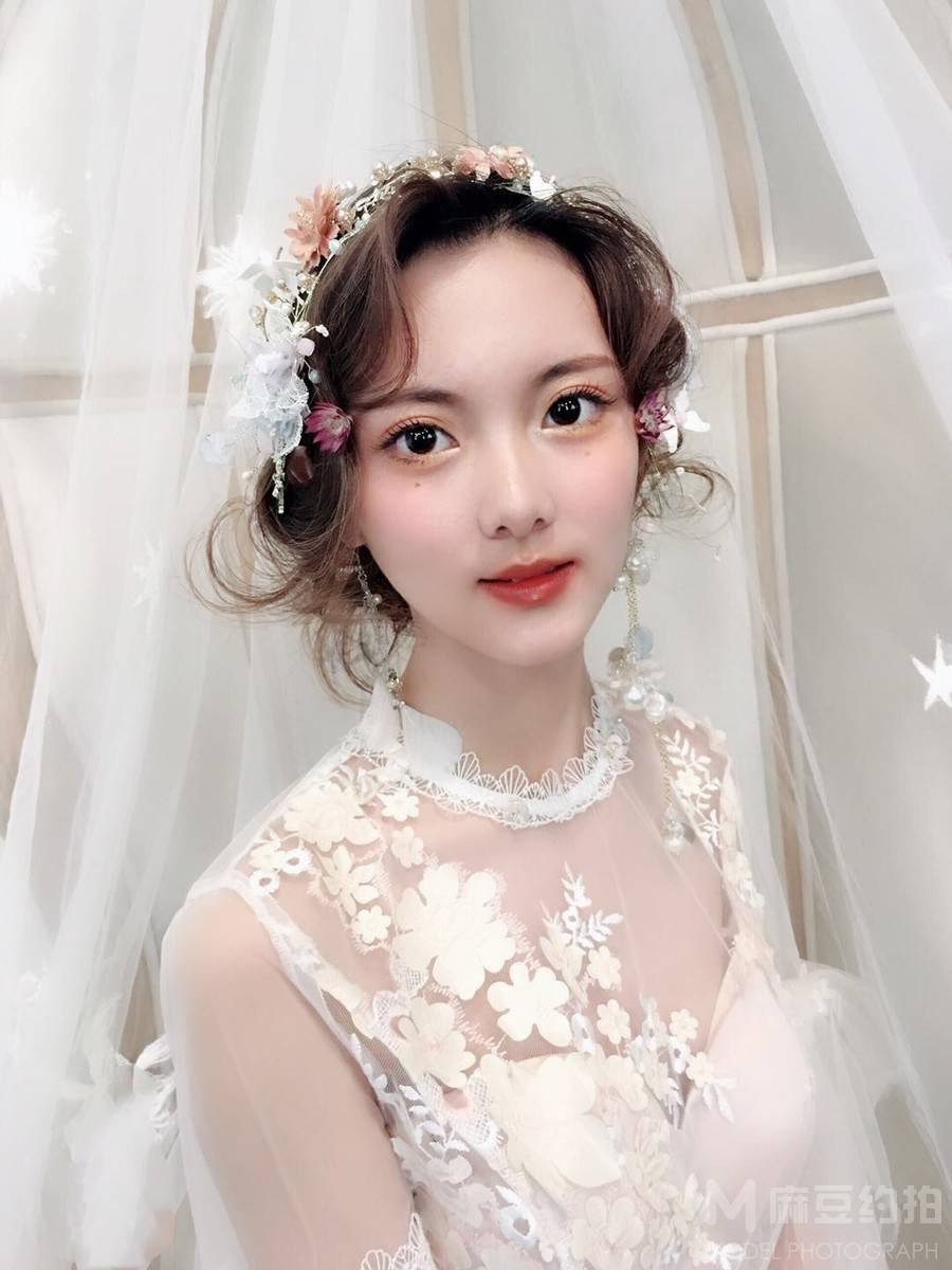 妆容模特