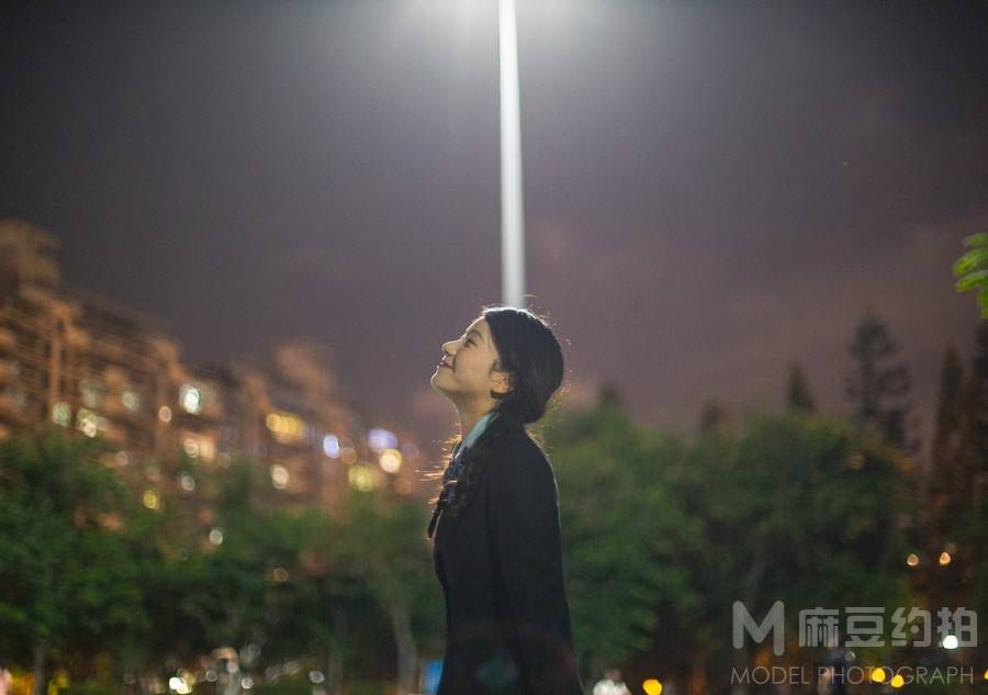 夜景模特