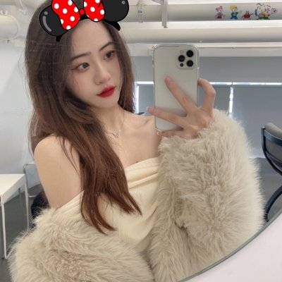 宝丽来模特