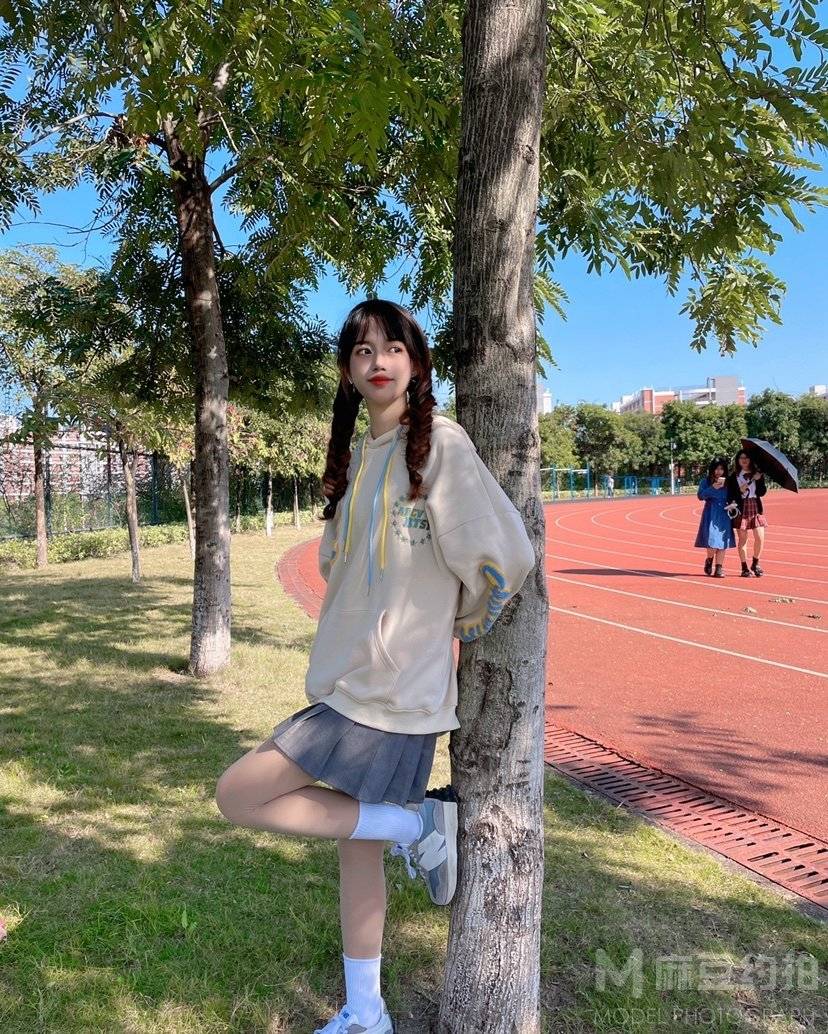 校园模特