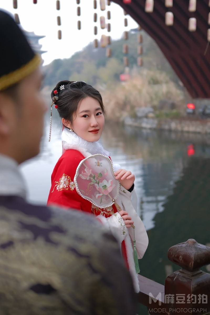 汉服模特