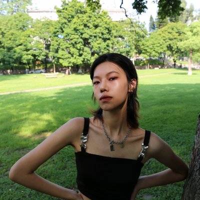 黑白模特
