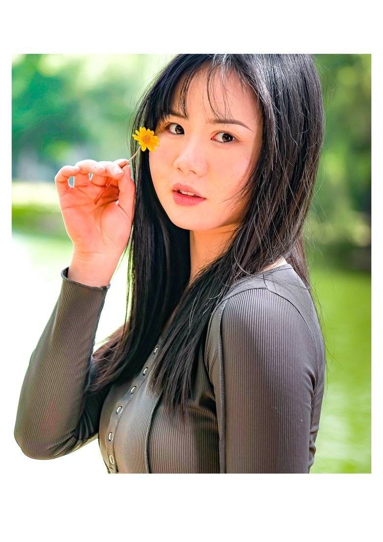 纪实模特