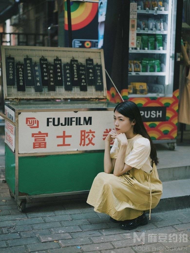 胶片模特