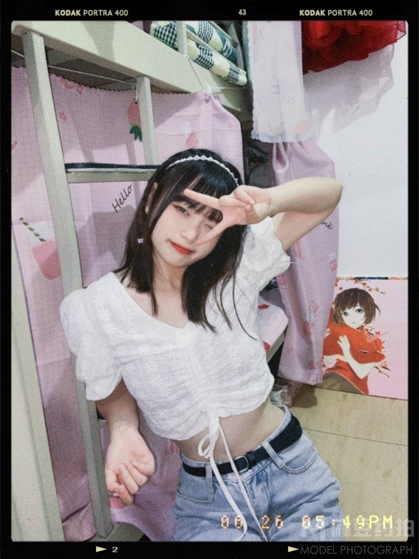 校园模特