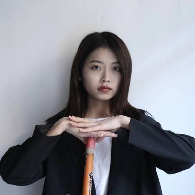 宝丽来模特