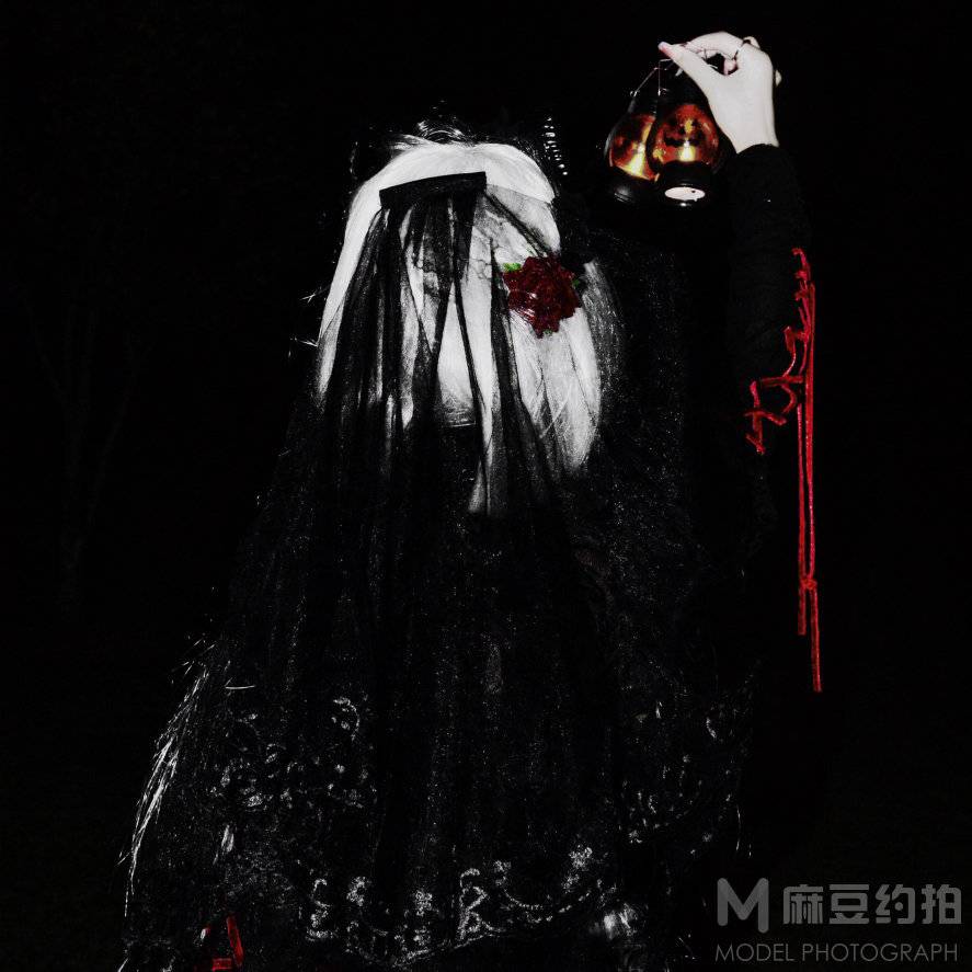 暗黑模特
