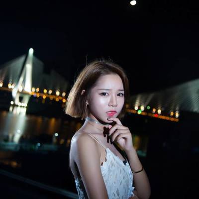 夜景模特