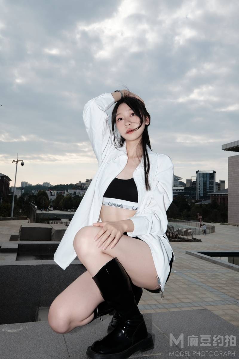 胶片模特