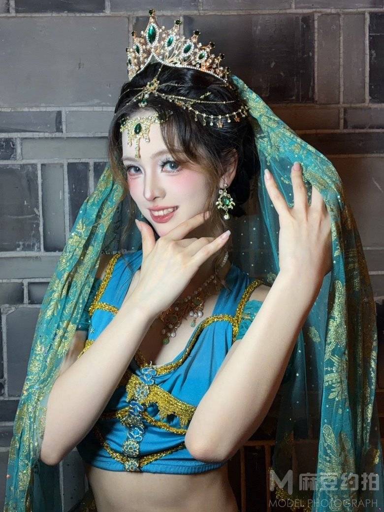 妆容模特
