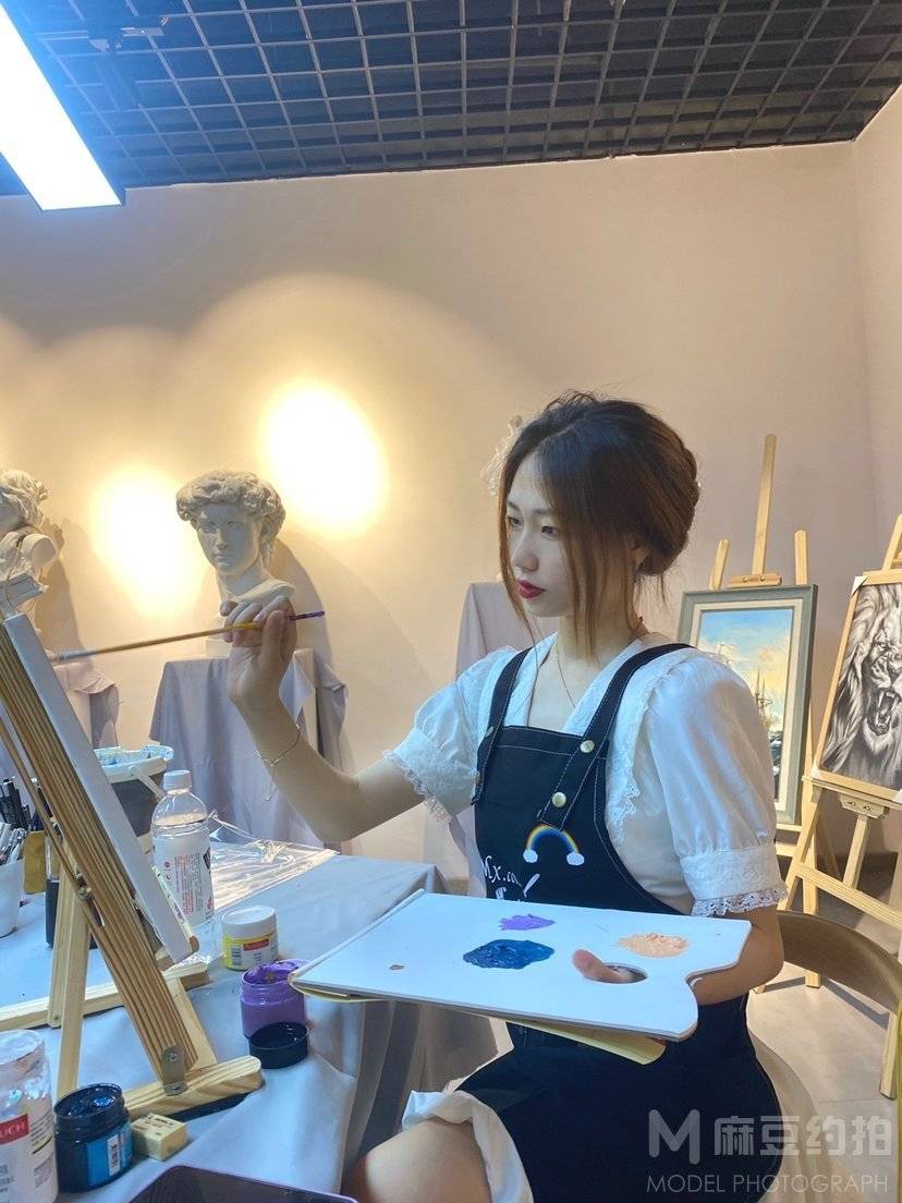 校园模特