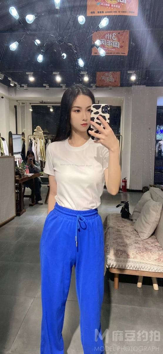 清新模特