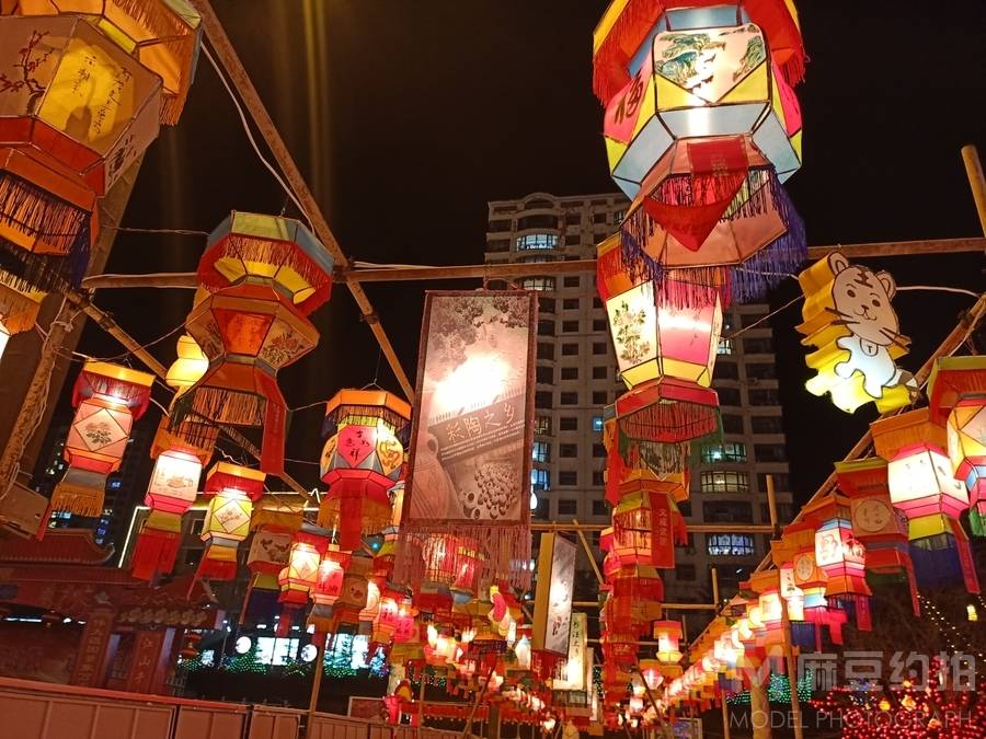 夜景模特