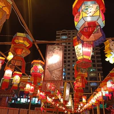夜景模特