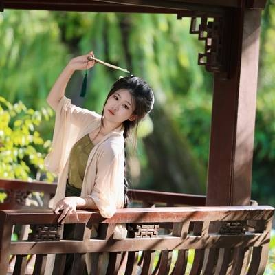 汉服模特