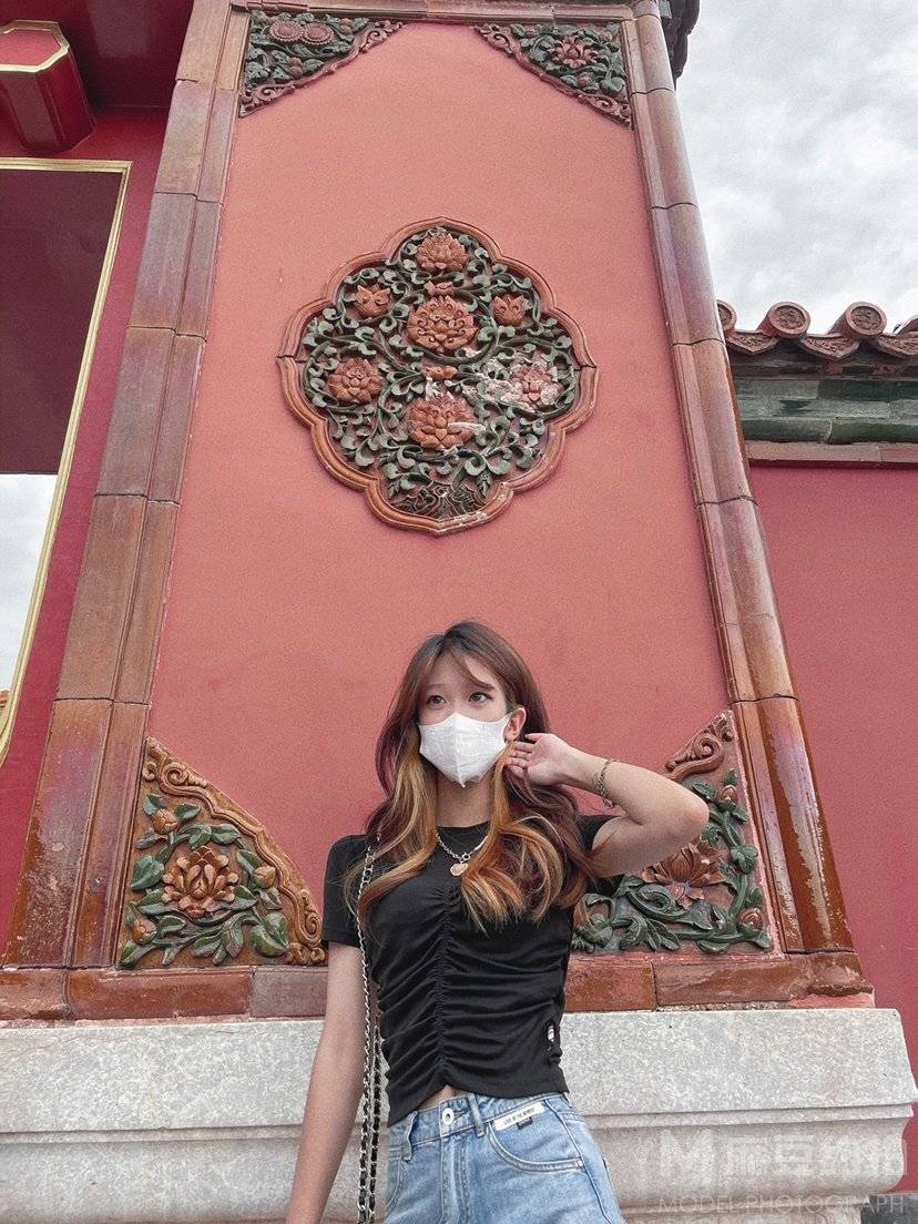 胶片模特