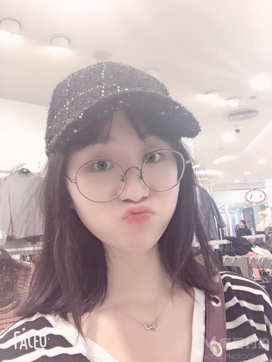 少女模特