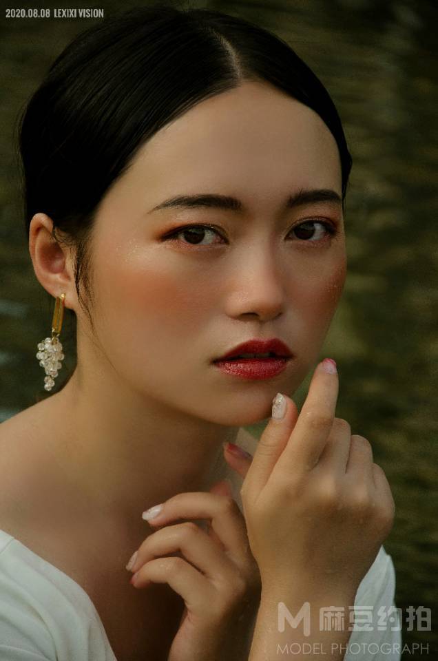 妆容模特