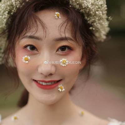 妆容模特