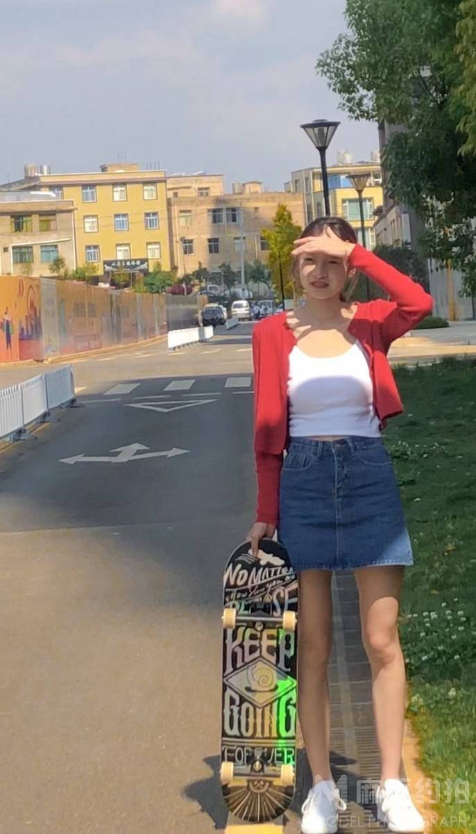 校园模特