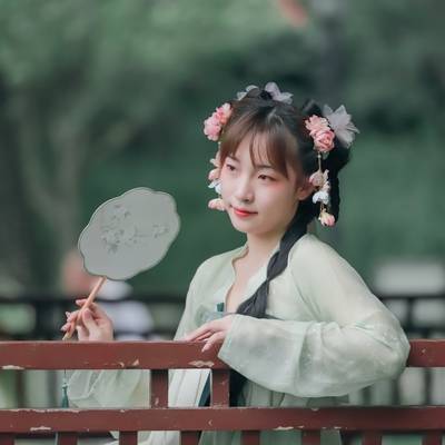 汉服模特