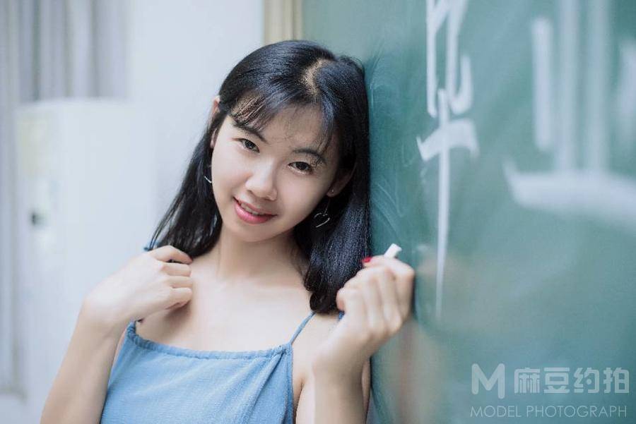 校园模特