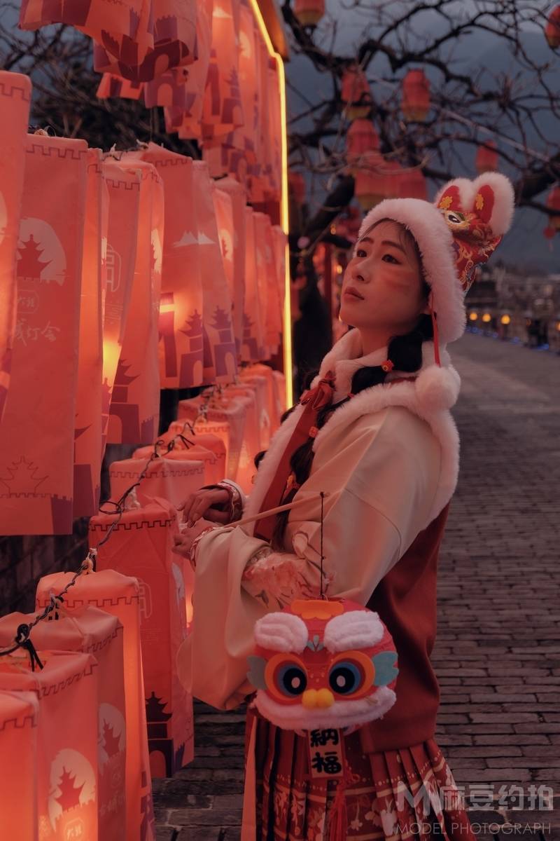 汉服模特