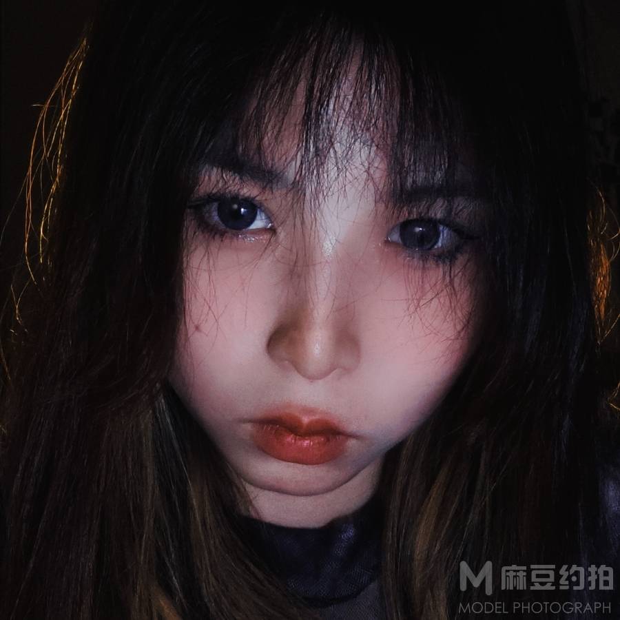 胶片模特
