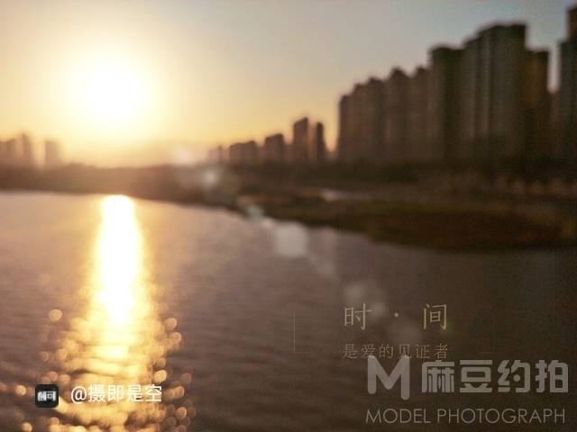 黑白模特