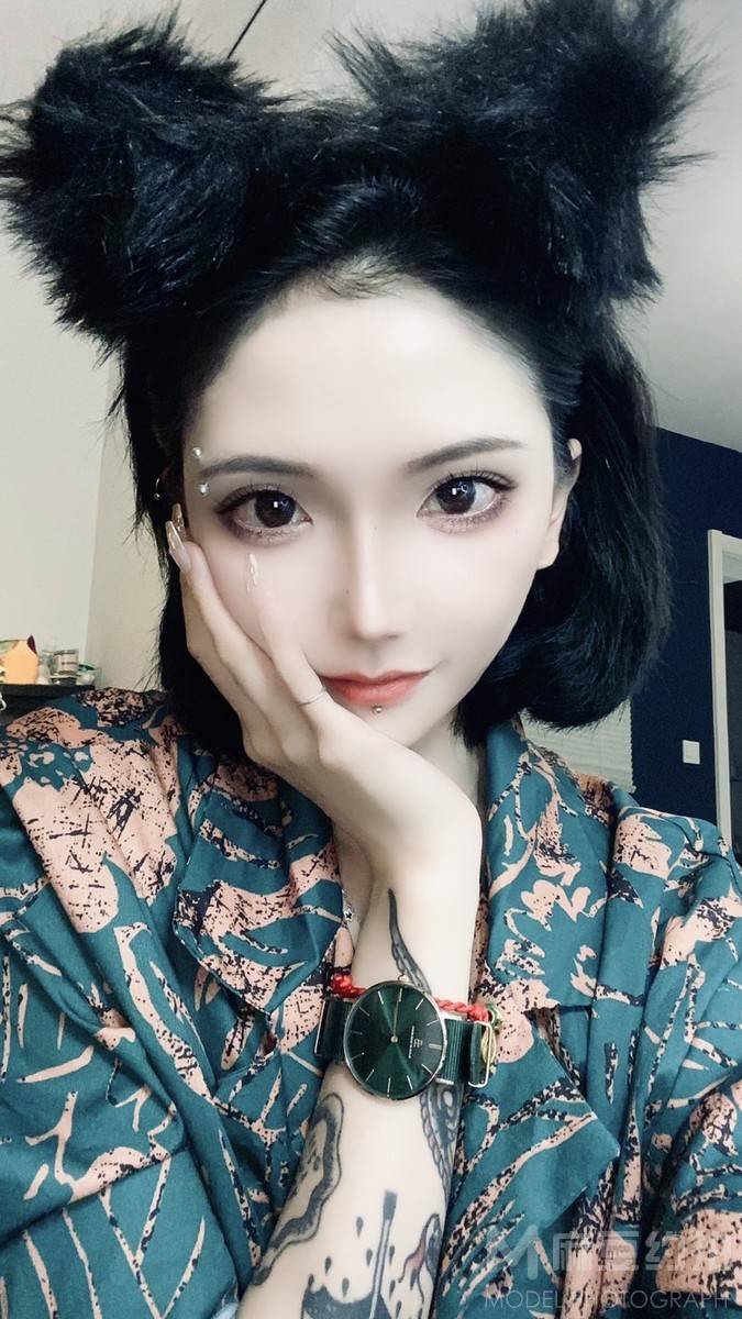 暗黑模特