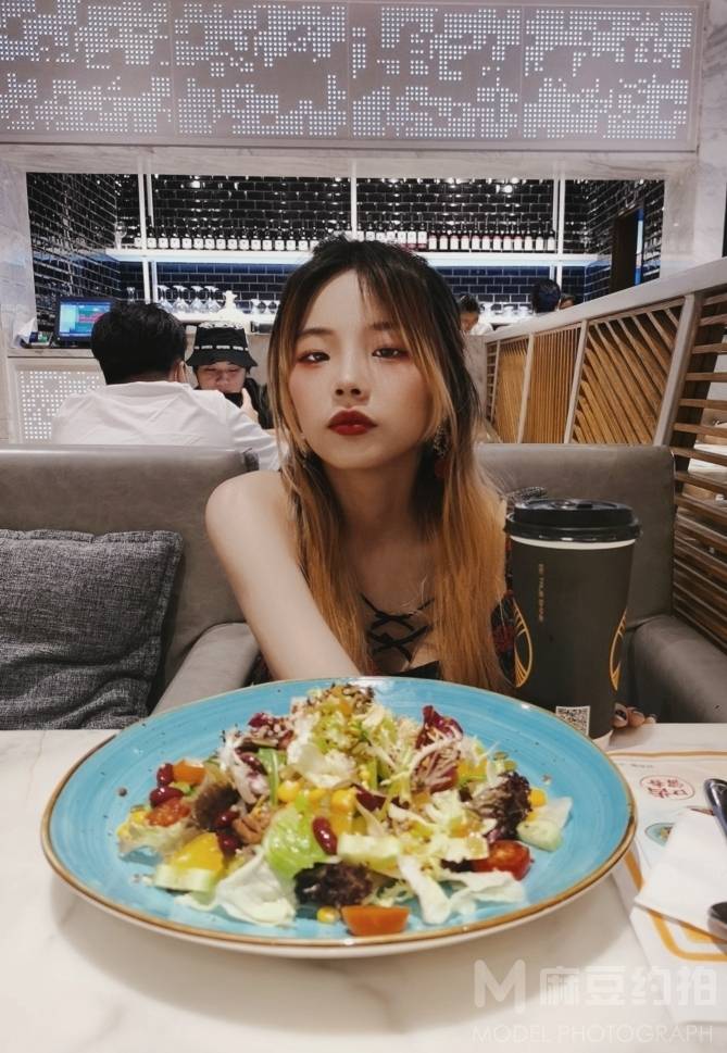 少女模特