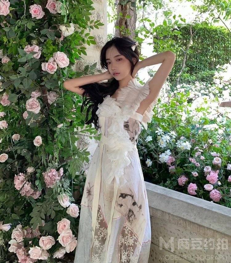 纪实模特
