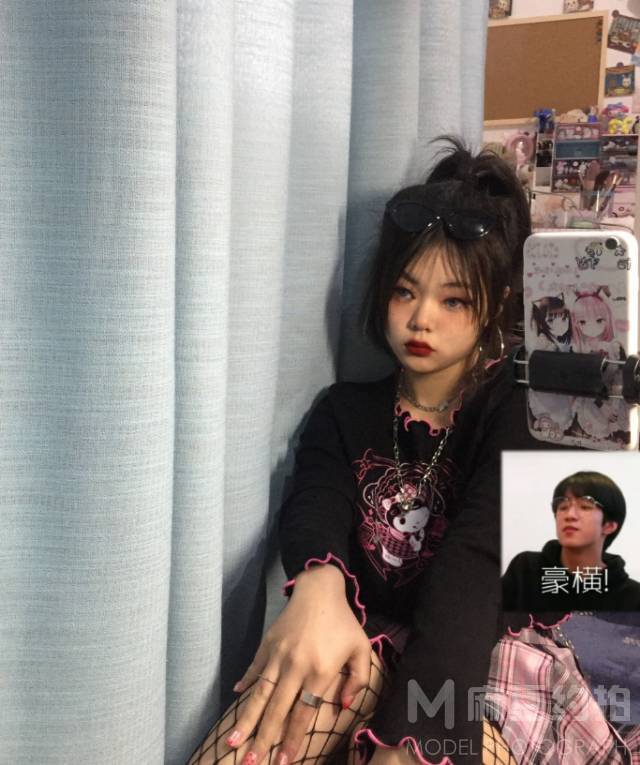 暗黑模特