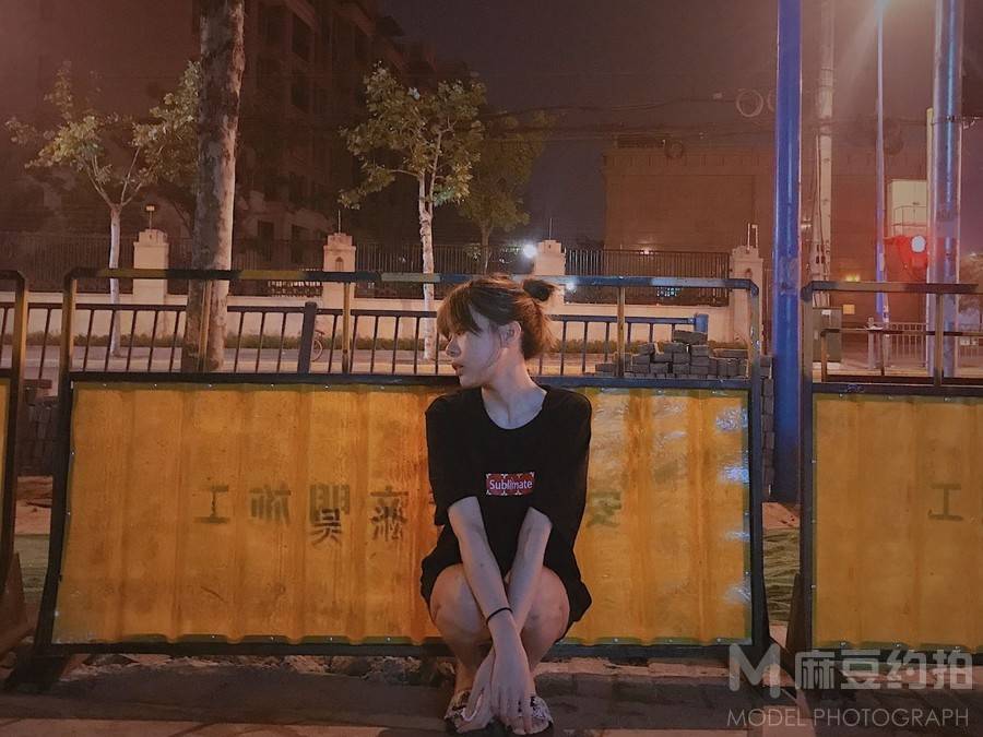 夜景模特
