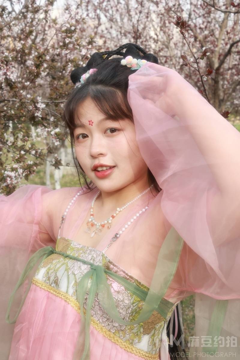 妆容模特