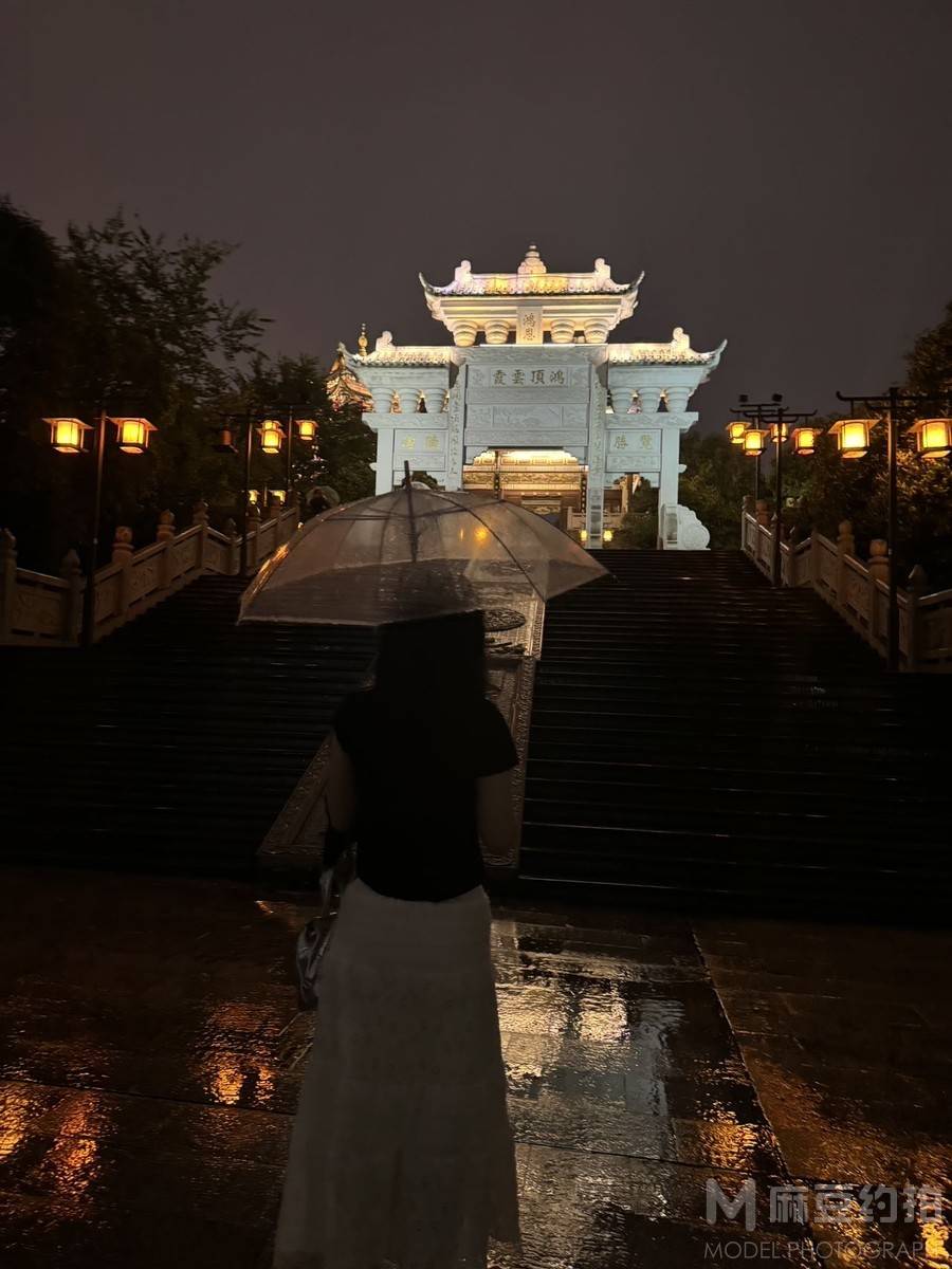 夜景模特
