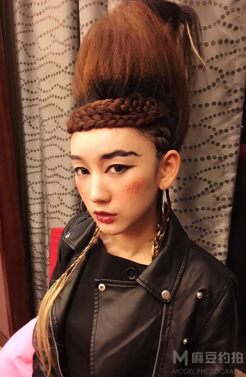 妆容模特
