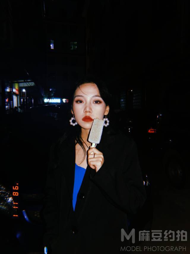 胶片模特