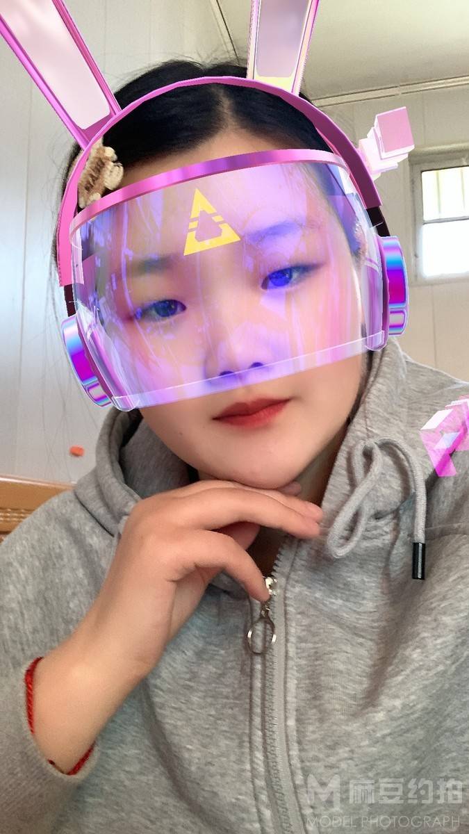 妆容模特