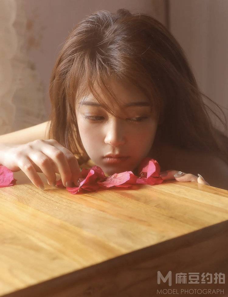 胶片模特