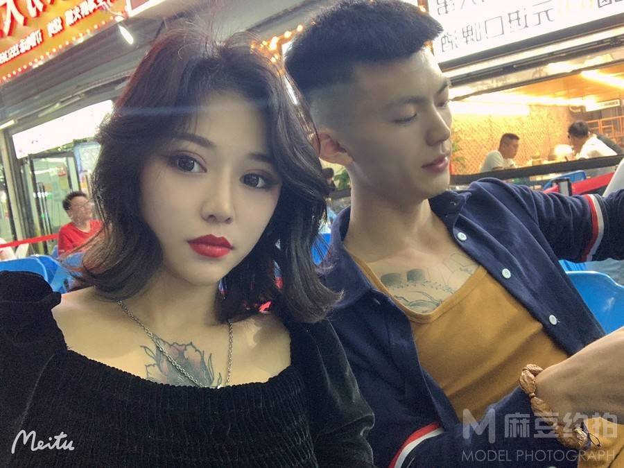 情侣模特