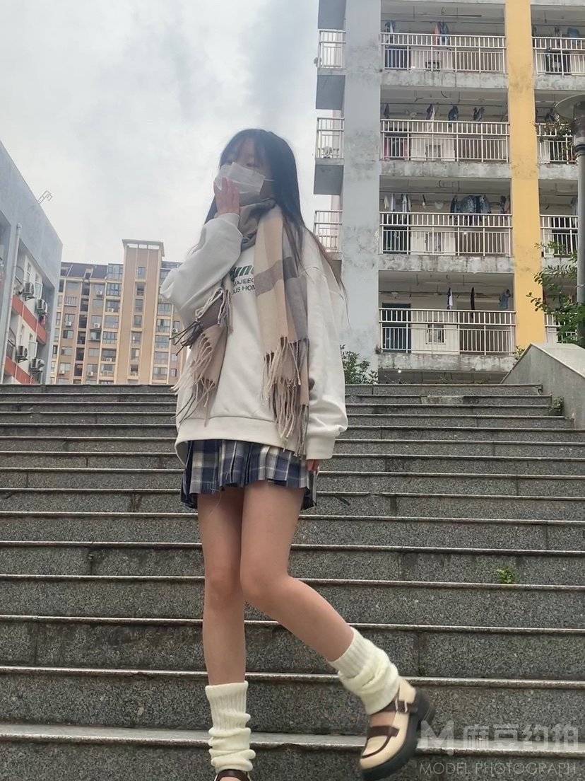 校园模特