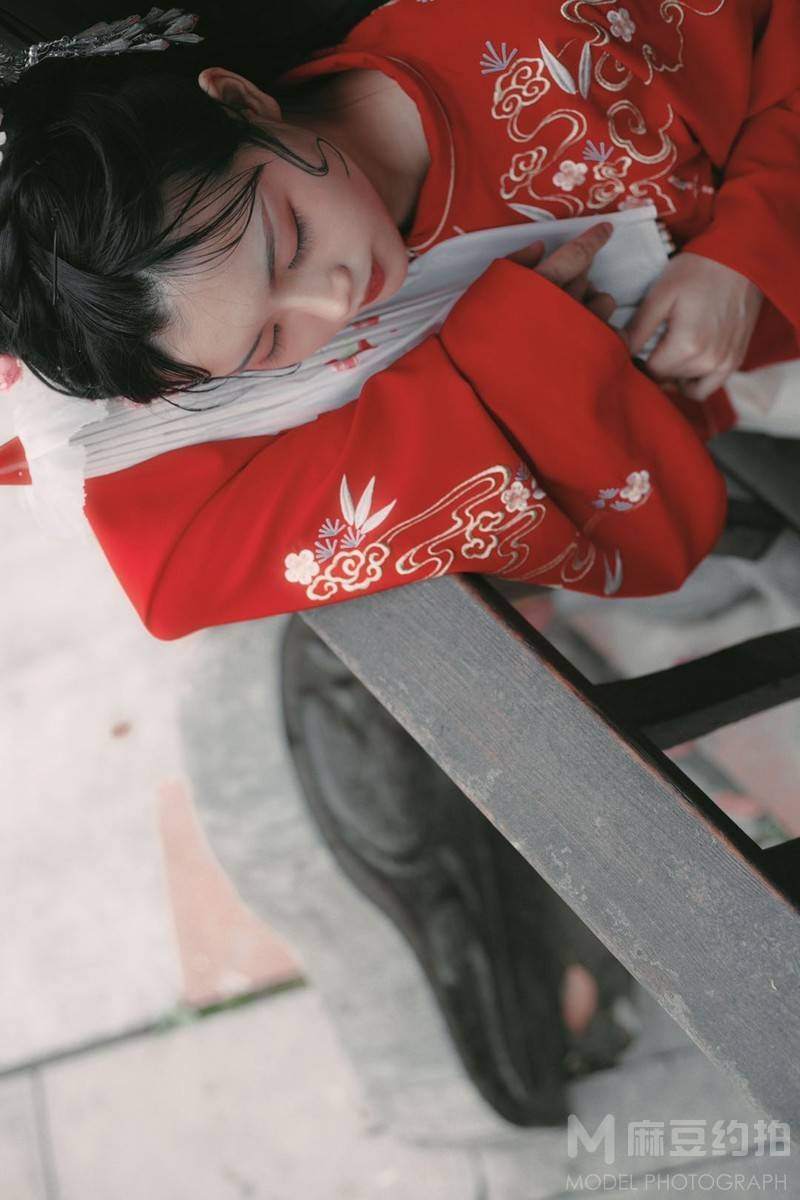 汉服模特