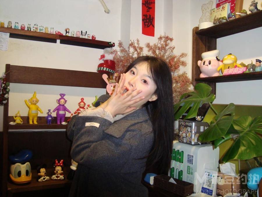 妆容模特