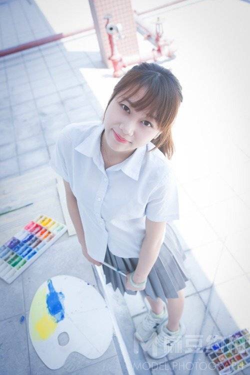 校园模特